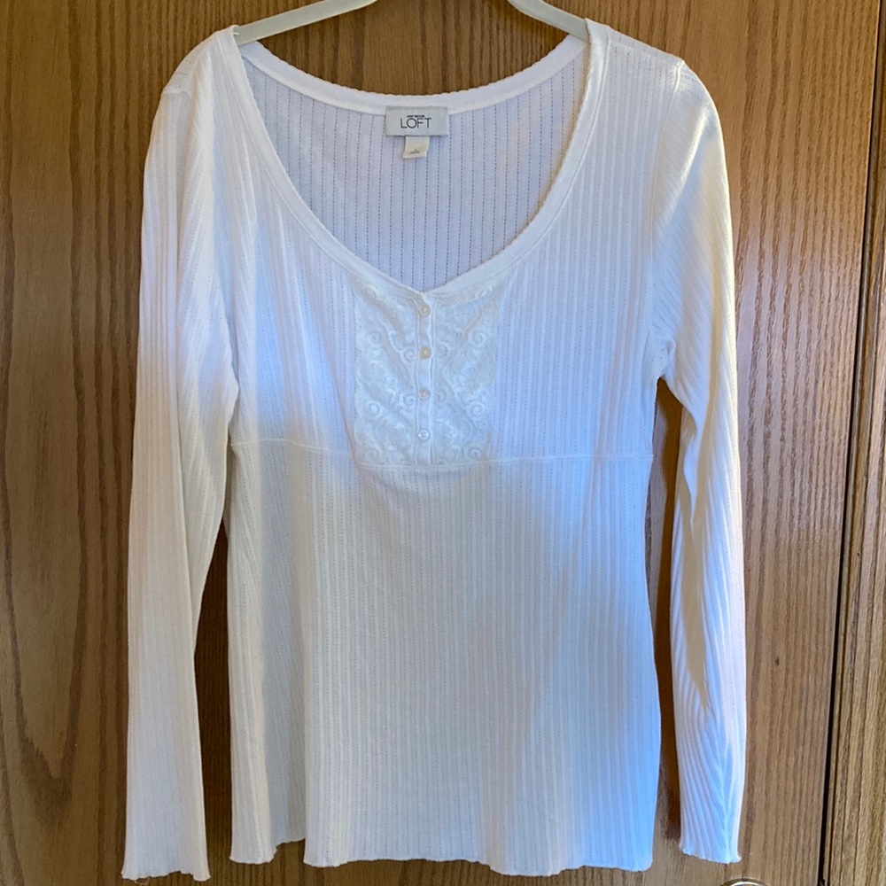 Ann Taylor Loft long sleeve white/cream pointelle style fabric with lace. Size L